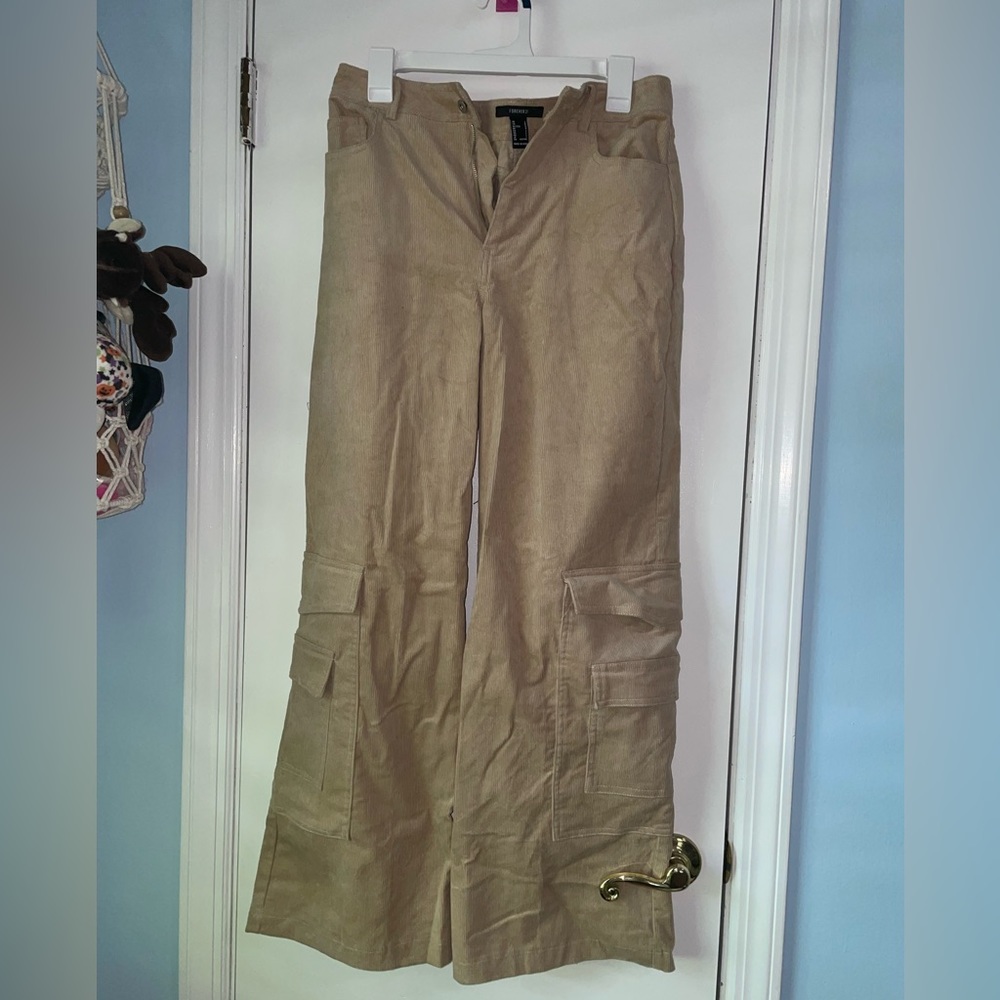 Forever 21 Tan Cargo Pants